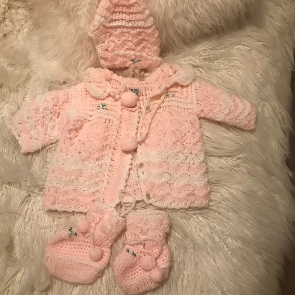 Vintage Pink PomPom Bon Bon Baby Crochet Sweater Hat Booties Set - Picture 5 of 11